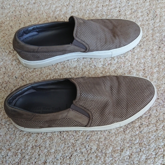 To Boot New York Racer Gray Perforated Suede Slip-On Sneaker SIZE 11 - Picture 1 of 15
